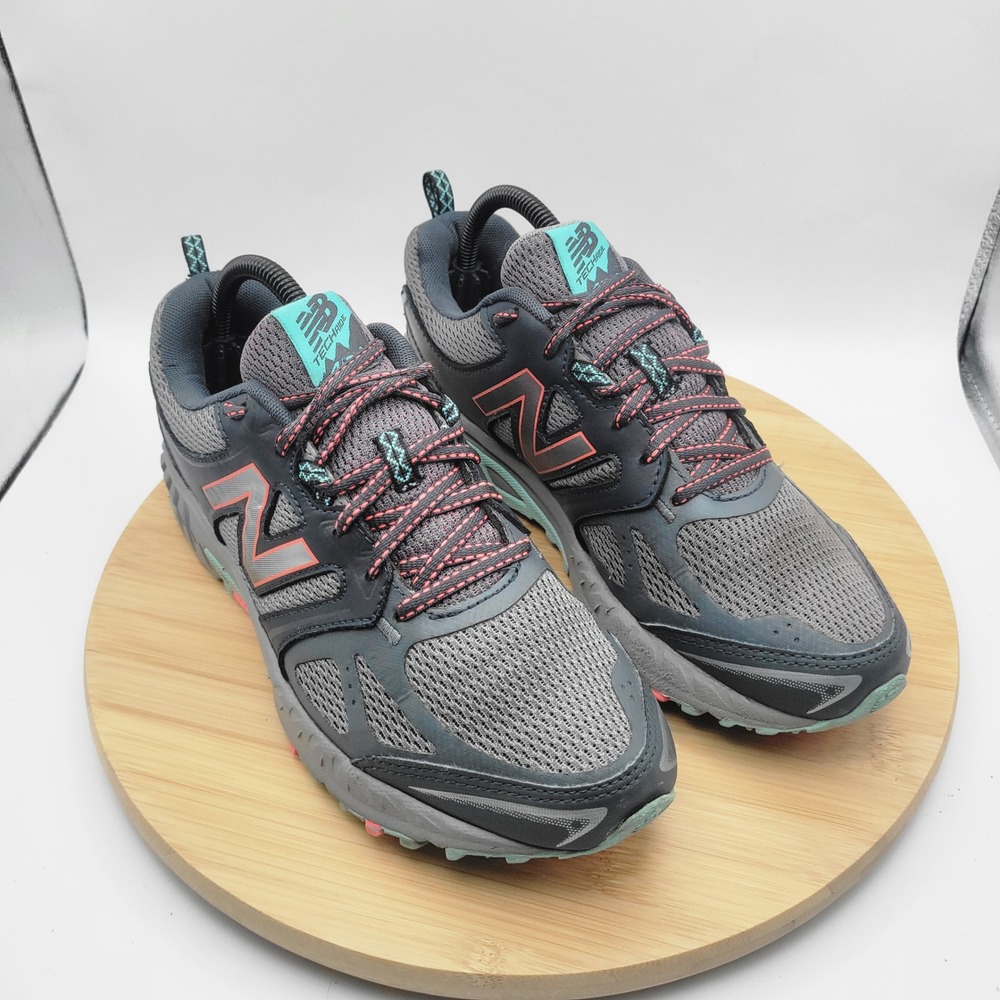 New Balance 410v6 All Terrain Trail Running Shoes Womens 9 Grey Black WT410LG6